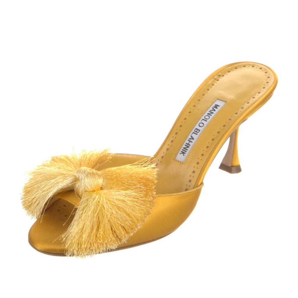 MANOLO BLAHNIK RAILDA FRINGE BOW PEEP-TOE MULES Yellow Gold 38 NEVER WORN